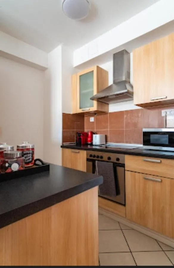 Prime Central Apartment With Balcony Budapest