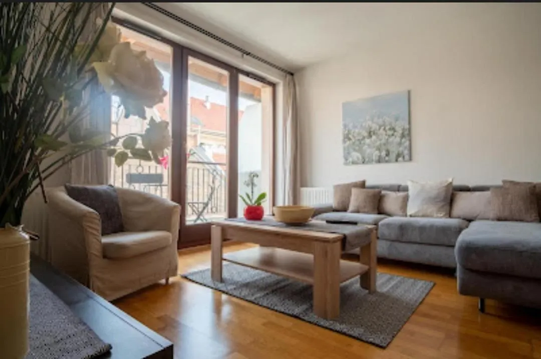 Prime Central Apartment With Balcony Budapešť